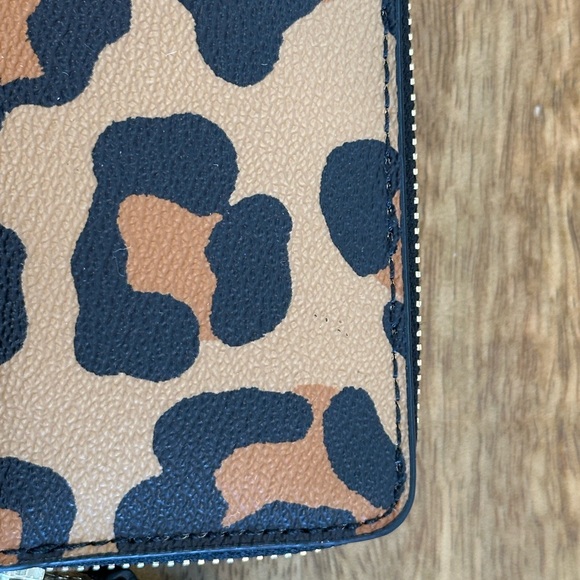 COACH Small Double Zip Coin Case - Picture 6 of 11